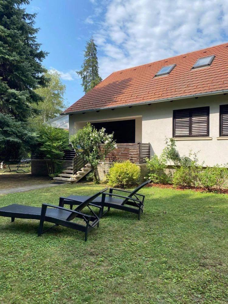 Weber Villa Gyenesdiás Exterior foto